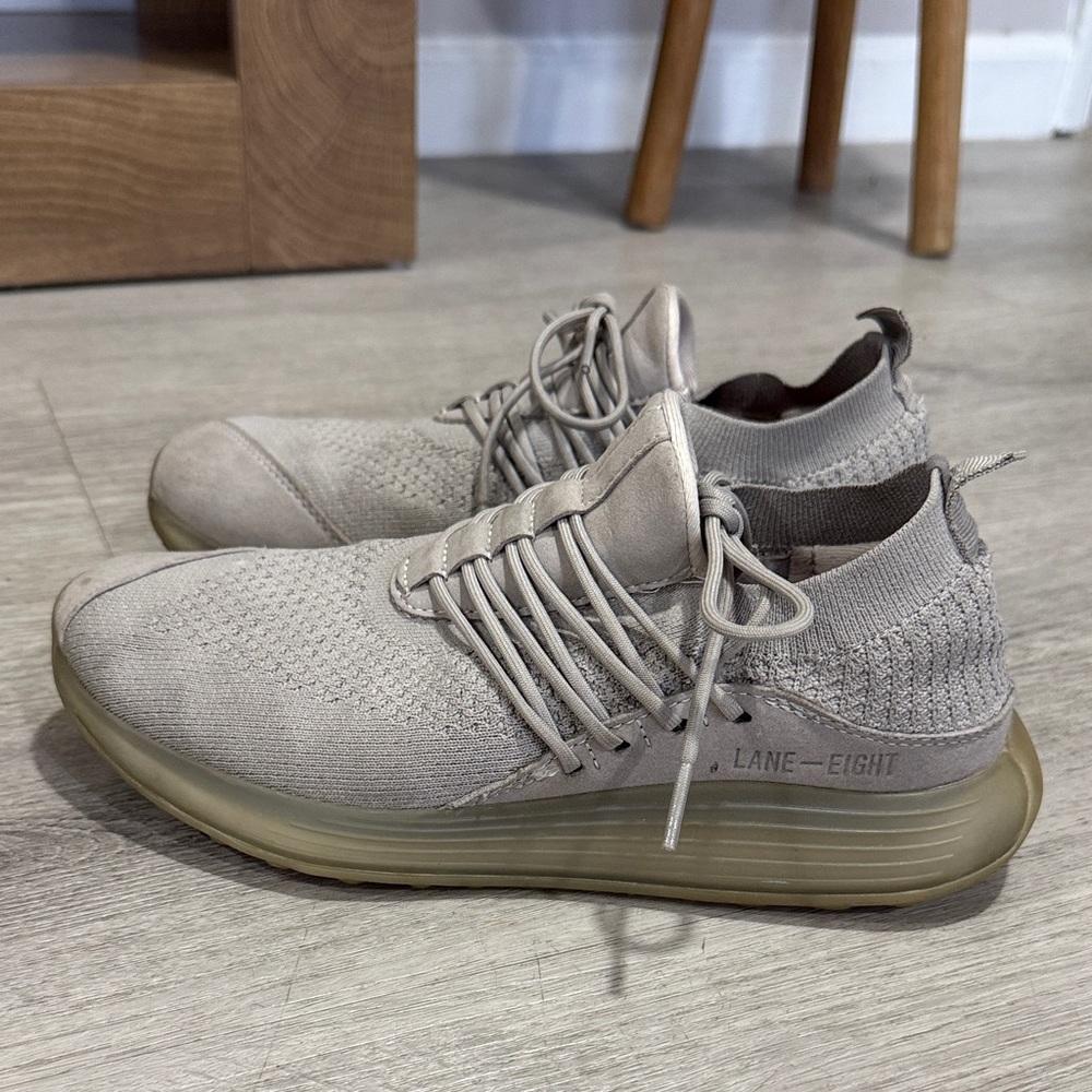 Lane Eight Women’s Gray Knit Sneakers